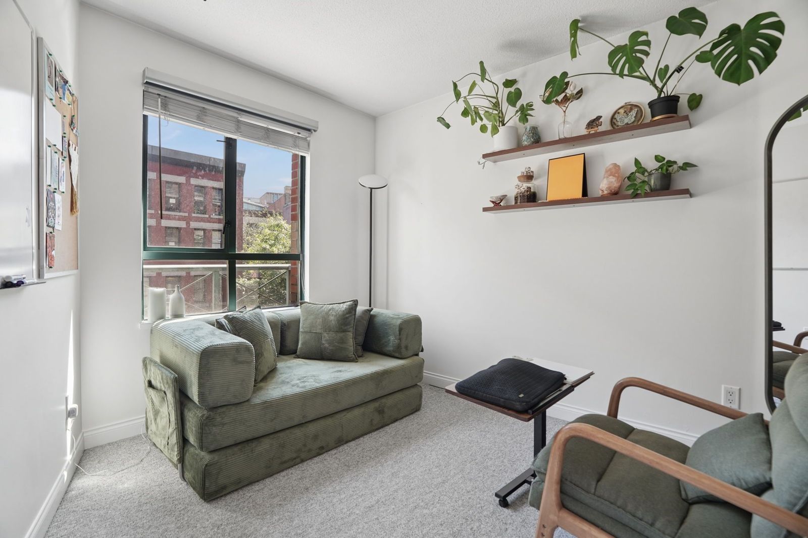 #306 – 55 Alexander Street